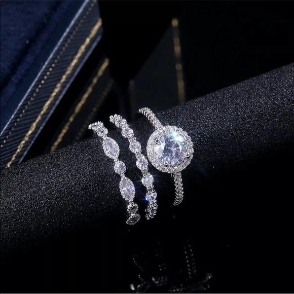 Women’s engagement wedding bridal ring set 3 pc - Picture 3 of 5